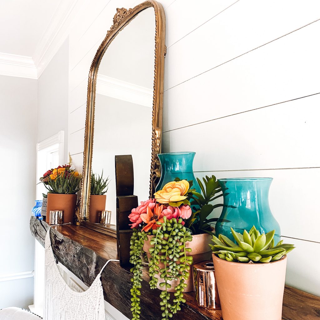 Mantle decorated with Vintage Southwest decor | The Yellow Rose Farmhouse | www.theyellowrosefarmhouse.com