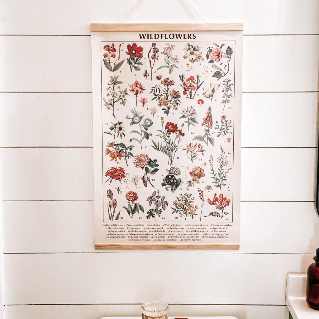 Vintage Wildflower hanging wall art in Modern Farmhouse Bathroom | The Yellow Rose Farmhouse | www.theyellowrosefarmhouse.com